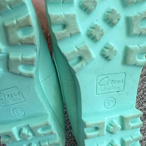 Circus by sam Edelman Pastel Mint and Yellow Leather Platform Loafers - Picture 6 of 7